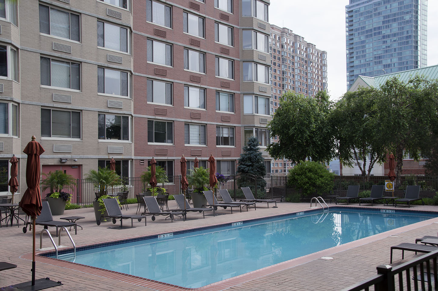 Amenities: Pool. Jersey City highrise residential buildings. Photo by Alina Oswald.