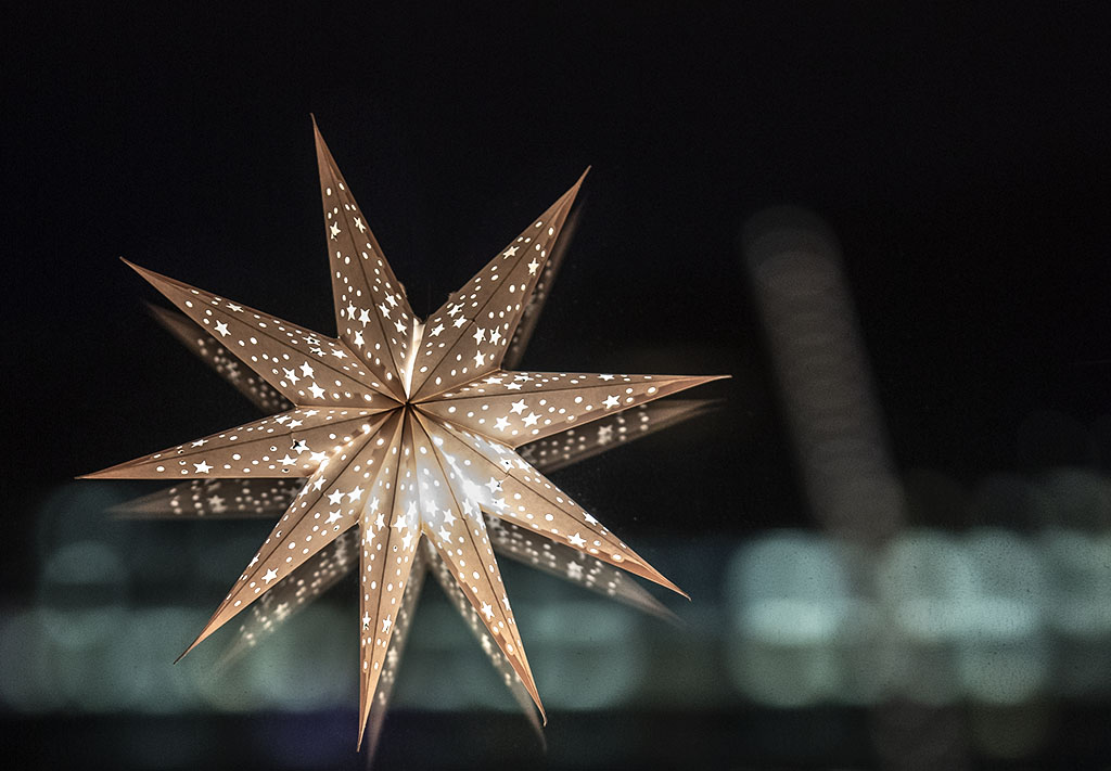 Star in the Window. Photo by Alina Oswald. All Rights Reserved.